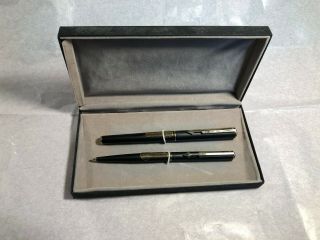 Ronald Reagan Presidential Pen & Pencil Set (parker)
