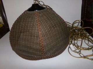 Vintage Brown Wicker Rattan Hanging Electric Swag Lamp Great Shape 15.  5 " Shade