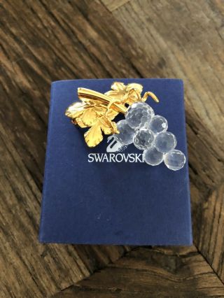 Swarovski Crystal Grape Bunch Pin 1512520 Msrp $50.  00 Make Offer