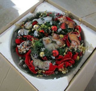Merry Mischief Makers Cat Christmas Wreath Bradford Exchange
