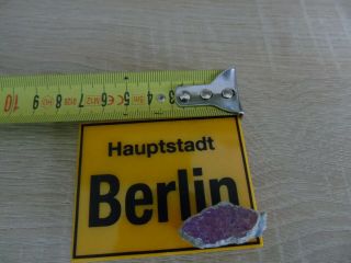 BERLIN WALL Fridge Door Magnet with piece of the wall,  TES 4
