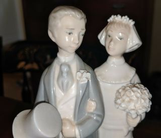 Lladro Bride & Groom Spanish Porcelain Figure Wedding Cake Topper 3