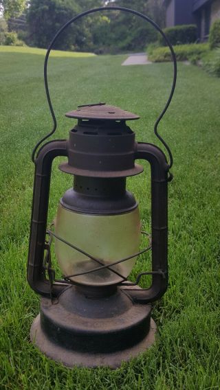 Vintage Dietz No.  2 D - Lite Kerosene Oil Lantern Ny Usa Orig Globe Railroad Barn