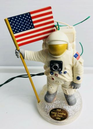 The Eagle Has Landed Hallmark Ornament Neil Armstrong Nasa Astronaut Moon 1994