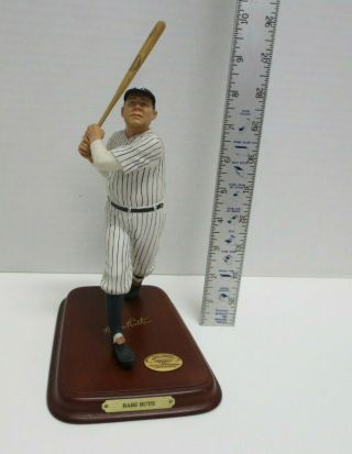 Babe Ruth (york Yankees) Danbury Figurine W/ Stand