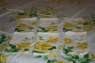Vintage Wildendur American Beauty Yellow Roses Tablecloth And 6 Napkins 53 X 69
