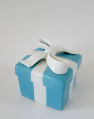 Tiffany & Co.  Ceramic Little Blue Box Trinket/jewelry