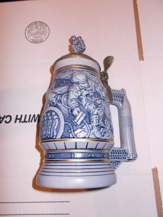 Vintage Conquest Of Space Lidded Beer Stein By Avon 1991 Astronaut Nasa Shuttle