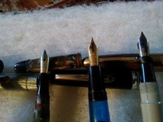 7 vintage fountain pens in as found 4