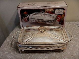 Vintage Silver Plated Chafing Buffet Casserole Dish W/pyrex Glass Insert & Lid.