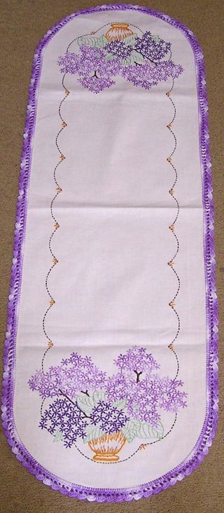 Vintage Table Runner Bowl Of Embroidered Purple Lavender Lilacs Crocheted Edge
