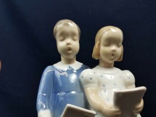 1948 - 51 Bing & Grondahl B&G Denmark Boy & Girl Singing Figurine 2188 3
