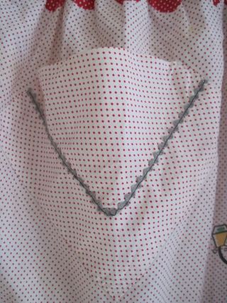 VINTAGE 1960 RED AND WHITE POLKA DOT POODLE APRON 3