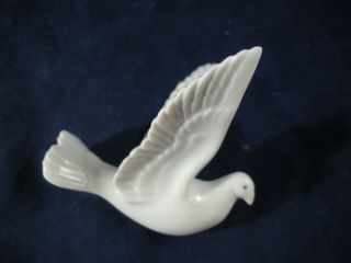1995 Dove Retired Lladro Ornament