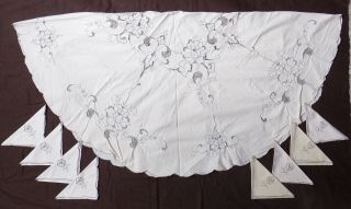 Vintage Madeira Embroidery 60 " Round Tablecloth,  8 Matching 16 " Square Napkins