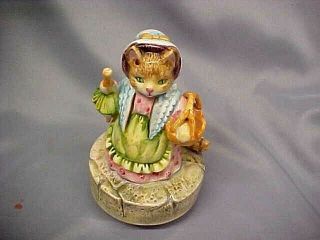 Mrs Ribby Cat Figurine From Beatrix Potter Books Shmid Music Box 1980 Revolves