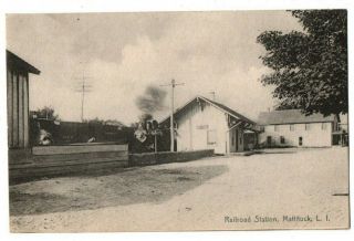 Ny York Li Long Island Mattituck Railroad Station Train Depot Scene Postcard