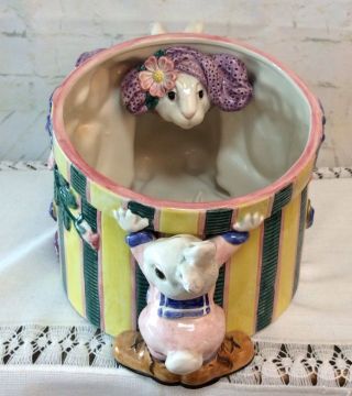 Fitz & Floyd Large Ceramic Hatbox Cookie Jar Missing Lid Mama And Babies 1995