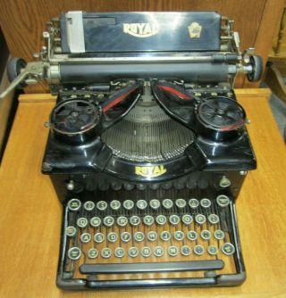 1924 Vintage Royal Model 10 Typewriter W/beveled Glass Sides Serial X - 839360 -