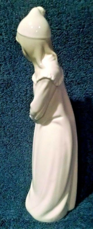 NAO by Lladro - Tall Girl with Nightcap Torn Nightgown/dress Spain Daisa 2