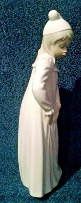 NAO by Lladro - Tall Girl with Nightcap Torn Nightgown/dress Spain Daisa 4