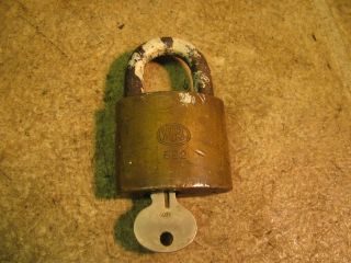 Vintage Wb Wilson Bohannan Brass Padlock Lock With Key Marion Ohio