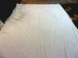 Vintage Chenille White Bedspread - - Twin/ Full