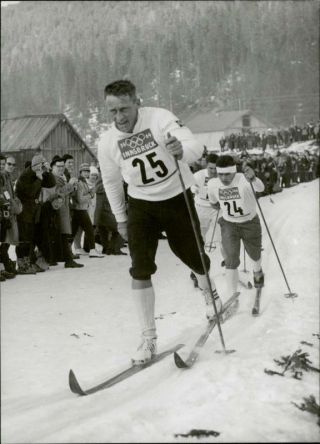Cross - Country Skier During The Winter Olympics In Innsbruck 1964 - Vintage Photo