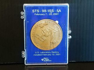 Sts - 98 / Iss - 5a Flown In Space Lab Module Metal Medallion / Coin
