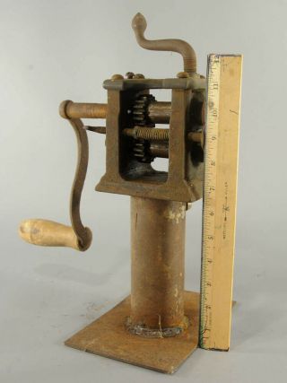Vintage Cast Iron Steampunk Hand Crank Metal Machine