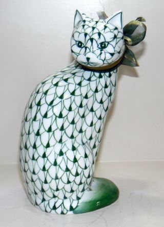 Andrea By Sadek Hand Painted Green Fish Net Design Porcelain Cat Figurine