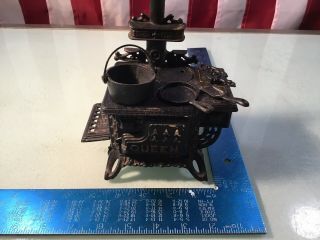 Vintage Mini Miniature Queen Black Cast Iron Pot Belly Stove Cook Oven R