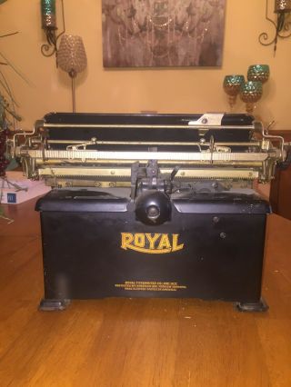 Antique Royal Model 10 Typewriter. 2