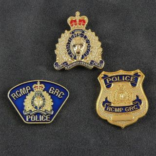 Canada Rcmp Grc Royal Canadian Mounted Police Embossed Crest Mini Lapel Pin Set