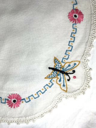3 Piece Set Vintage Embroidered Linen Dresser Furniture Scarf Lace Trim Doilies 3