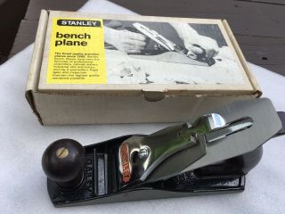 Stanley No.  4 Bench Plane,  12 - 004l,  Woodworking England,  9 1/2 " & 2 " Cut