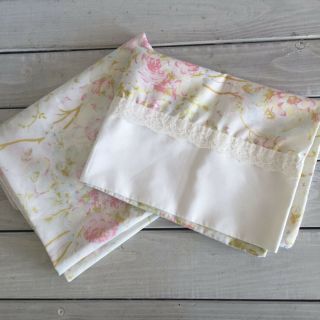Vtg Floral Pillowcases French Country Chic Shabby Cottage Pink Rose Pale Blue 2