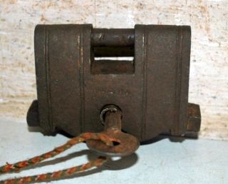Old Indian Antique Iron Padlock With key Rare Collectible Hand Carved Lock & Key 2