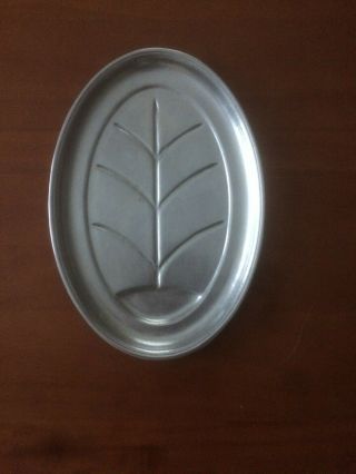 Pewter Platter - Wilton Rwp 11 " Meat Platter With Tree & Well
