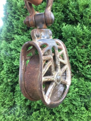 OLD VINTAGE ANTIQUE FARM TOOL MYERS PULLEY H - 254 CAST IRON BLOCK & TACKLE 2