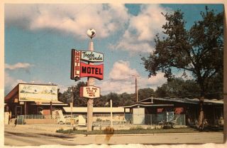 Vintage 1960s Motel Tradewinds Rapid City South Dakota Color Post Card