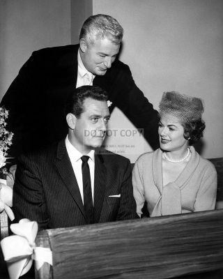 Raymond Burr,  William Hopper & Barbara Hale In " Perry Mason " 8x10 Photo (rt611)