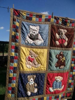 FINE VINTAGE COUNTRY RUXPIN TEDDY BEAR BOWS & POSTAGE STAMPS PATCHWORK OLD QUILT 6