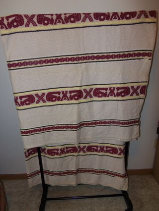 Vintage Bates Bedspread Tan Southwest Pattern Twin 65 X 92 Usa Made