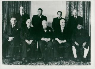 Winston Churchill At The Commonwealth Economic Conference - Vintage Photo