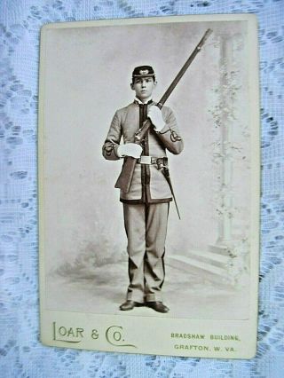 Civil War Soldier & Gun Cabinet Card Photo Loar & Co.  Bradshaw Bldg Grafton W.  Va