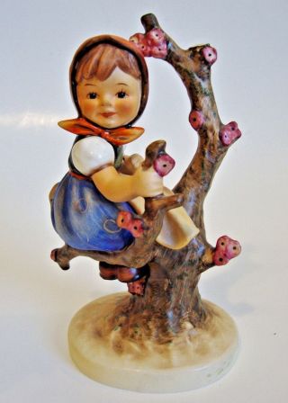 Hummel,  Goebel Figurine 141 I Apple Tree Girl - 5 1/2 " H (626)