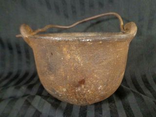 Antique Vintage 1880 ' s - 90 ' s Cast Iron Campfire Kitchen Cauldron Melting Pot Rare 4