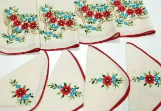 Vntg 8pc Tabletop Placemats W/matching Napkins Red Blue Floral Embroidered