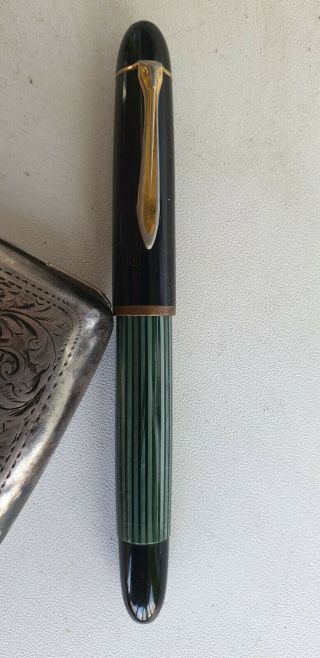 Vintage Pelikan 100 ? Green Marbled 14k 585 Gold Nib Fountain Pen Ww 2 Period